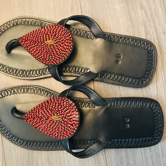 Ladies African Maasai Sandals - Picture 2 of 3